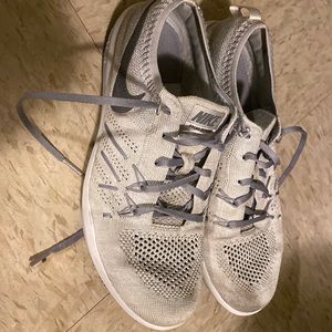 Nike - white/ silver